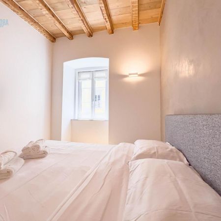 San Nicolo 14 Tirabora Short Rent Apartment Trieste Luaran gambar