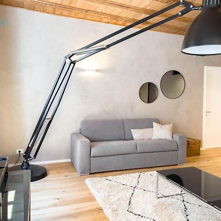 San Nicolo 14 Tirabora Short Rent Apartment Trieste Luaran gambar