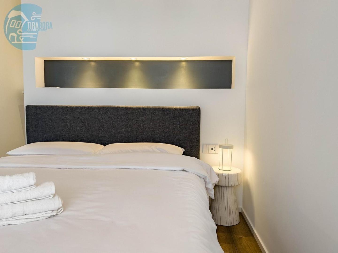San Nicolo 14 Tirabora Short Rent Apartment Trieste Luaran gambar