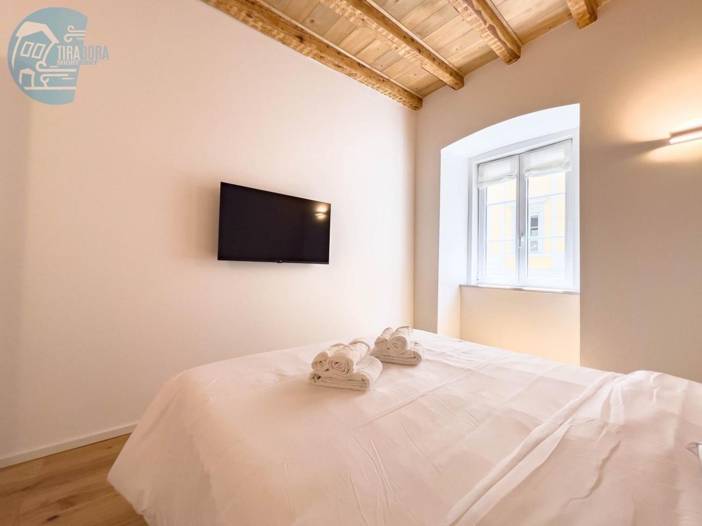 San Nicolo 14 Tirabora Short Rent Apartment Trieste Luaran gambar
