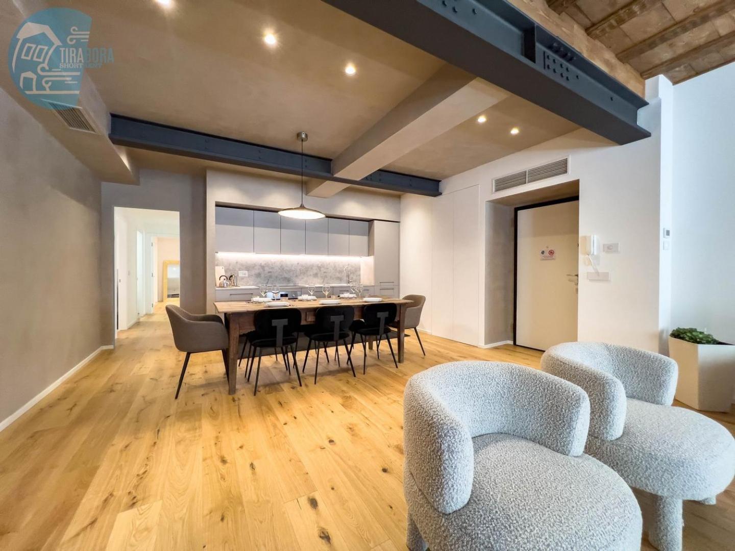 San Nicolo 14 Tirabora Short Rent Apartment Trieste Luaran gambar