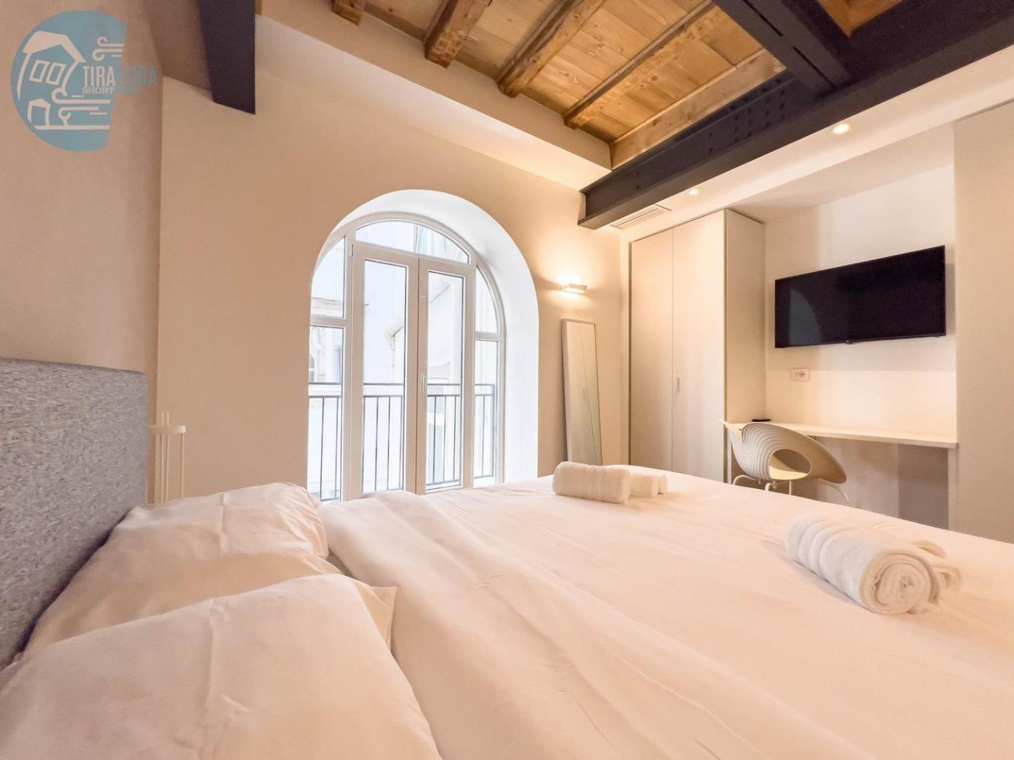San Nicolo 14 Tirabora Short Rent Apartment Trieste Luaran gambar
