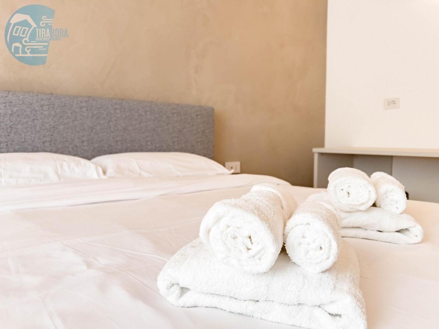 San Nicolo 14 Tirabora Short Rent Apartment Trieste Luaran gambar