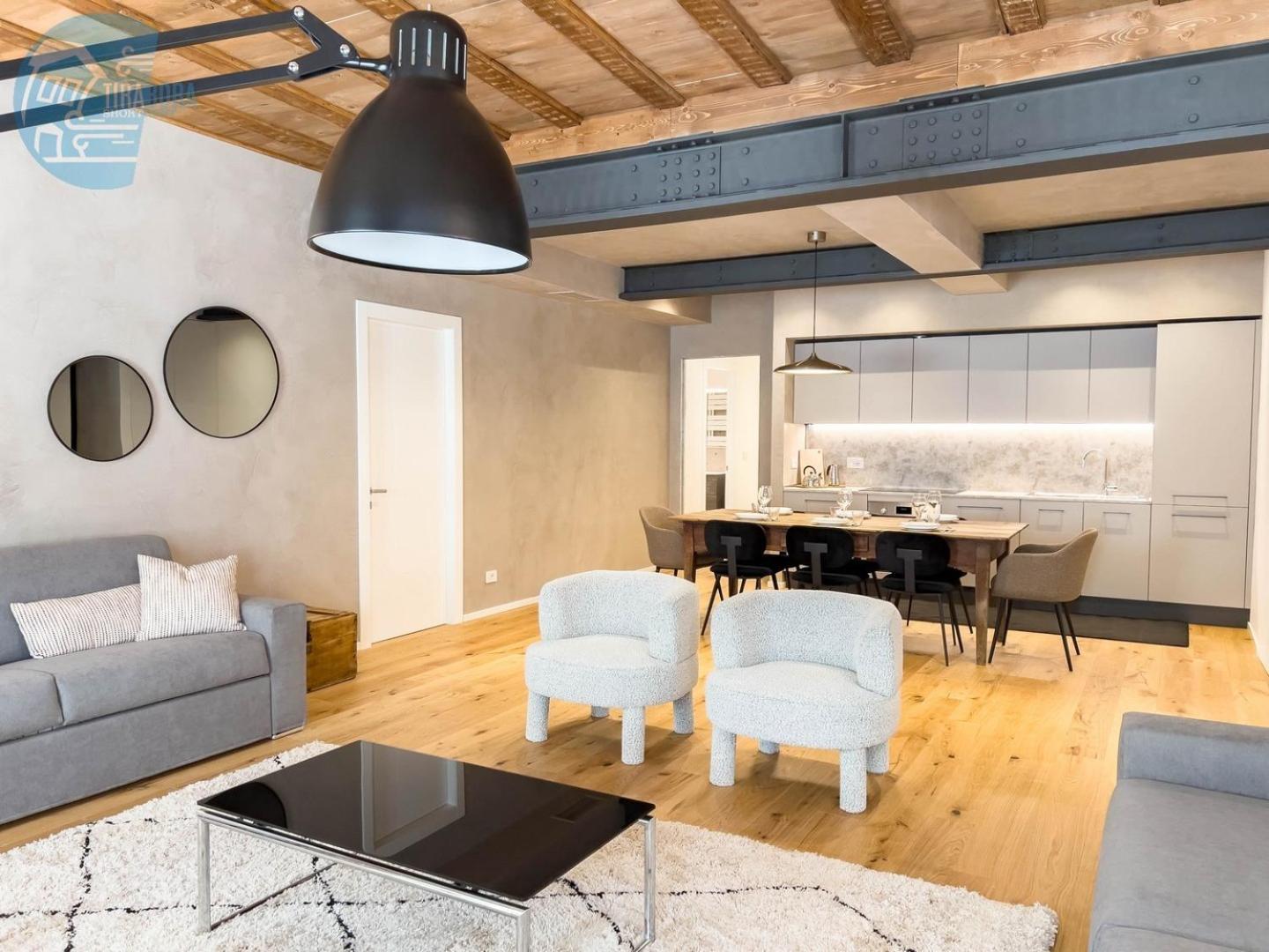 San Nicolo 14 Tirabora Short Rent Apartment Trieste Luaran gambar