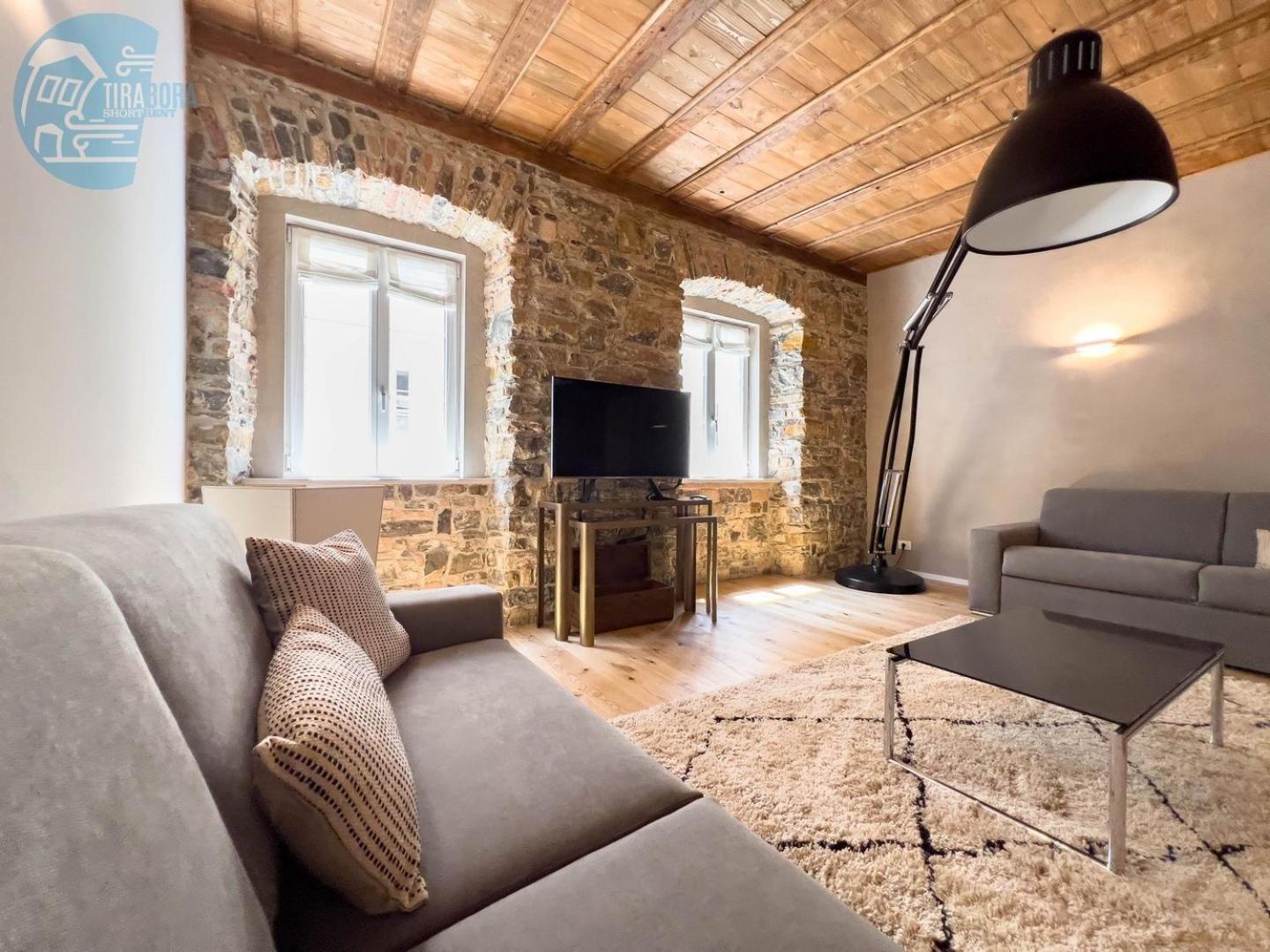 San Nicolo 14 Tirabora Short Rent Apartment Trieste Luaran gambar